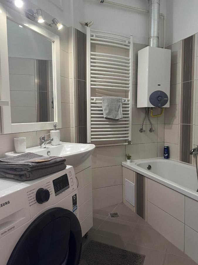 Centrum Szeged Apartman ภายนอก รูปภาพ