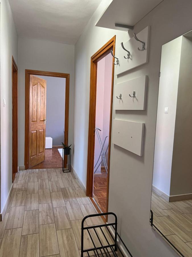 Centrum Szeged Apartman ภายนอก รูปภาพ